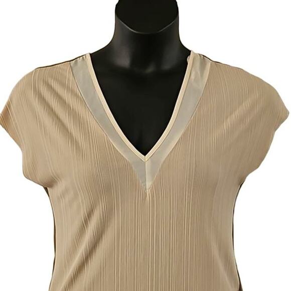 Pink Martini Asymmetrical Colorblock Short Sleeve Blouse - Size XS - NWT - Picture 4 of 7